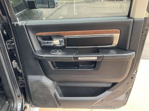 Used 2013 RAM 2500 Laramie w/ Cold Weather Group AWD/4WD image 19