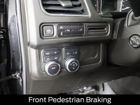 Used 2021 GMC Yukon XL SLT w/ SLT Premium Package image 38