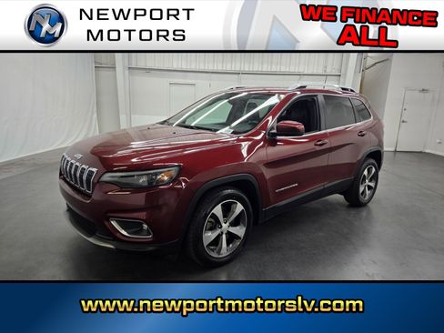Used 2019 Jeep Cherokee Limited image 1