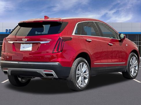 Used 2023 Cadillac XT5 Premium Luxury AWD/4WD image 4