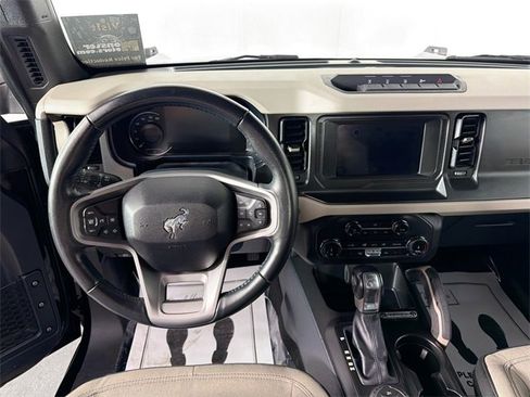 Used 2022 Ford Bronco Big Bend w/ Sasquatch Package image 22