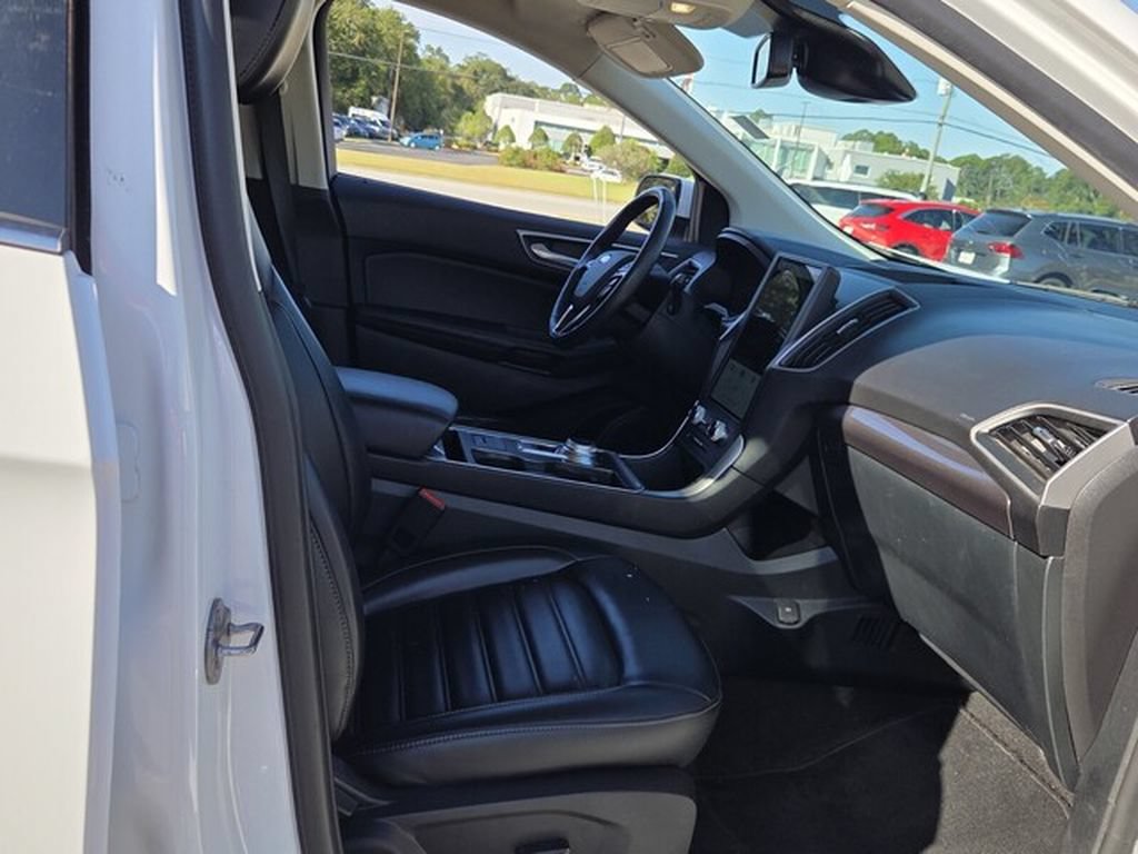 Used 2024 Ford Edge SEL AWD/4WD image 17
