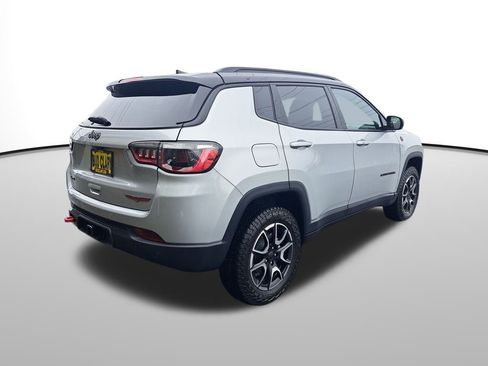 New 2026 Jeep Compass Trailhawk image 6