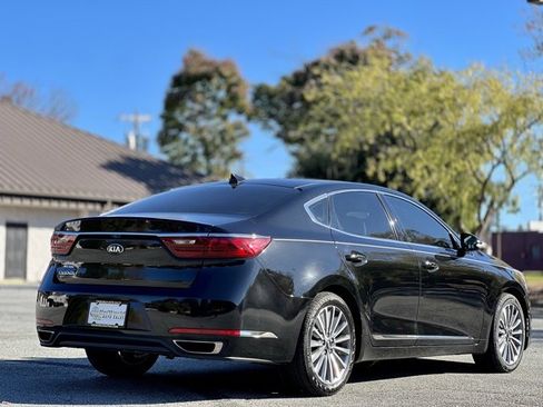Used 2019 Kia Cadenza Premium image 6
