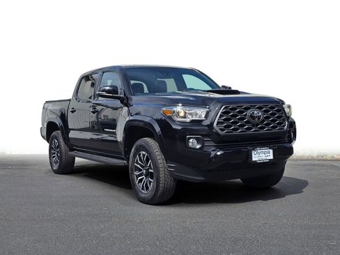 Used 2020 Toyota Tacoma TRD Sport w/ TRD Premium Sport Package AWD/4WD image 1