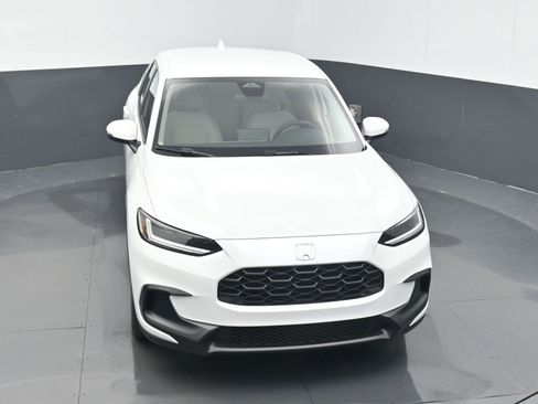 Certified 2026 Honda HR-V LX image 6