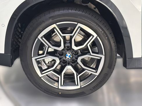 New 2026 BMW X1 xDrive28i w/ Technology Package AWD/4WD image 12