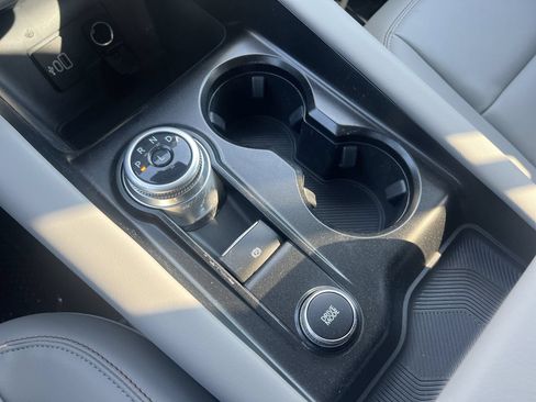 New 2026 Ford Explorer Active w/ Active Comfort Package RWD image 8