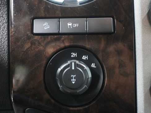 Used 2013 Ford F250 Platinum w/ FX4 Off Road Pkg AWD/4WD image 22