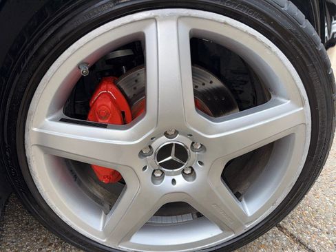 Used 2010 Mercedes-Benz CL 550 4MATIC image 42