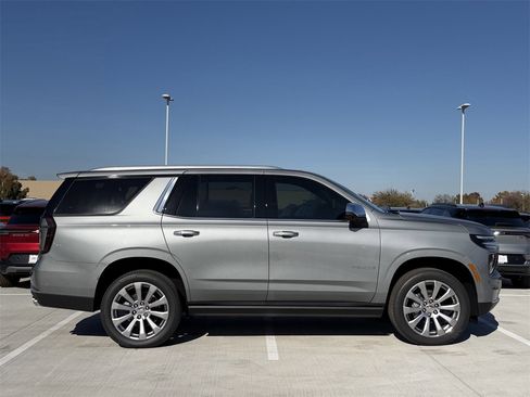 New 2026 Chevrolet Tahoe Premier image 3