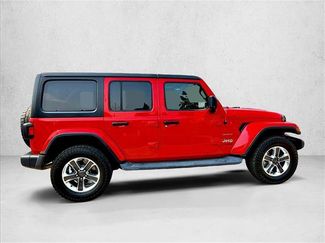 Used 2019 Jeep Wrangler Unlimited Sahara AWD/4WD video 4
