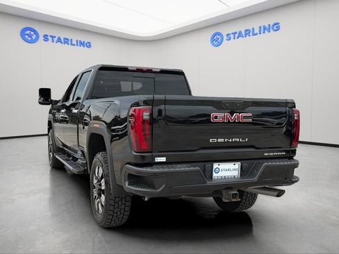 Used 2024 GMC Sierra 2500 Denali AWD/4WD image 6