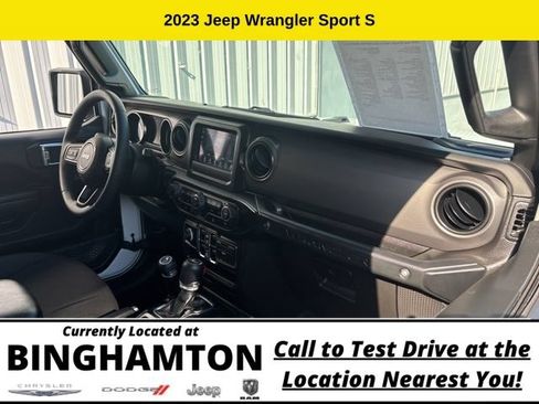 Used 2023 Jeep Wrangler Unlimited Sport AWD/4WD image 27