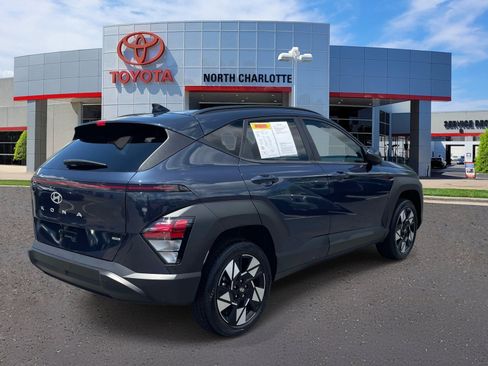 Used 2024 Hyundai Kona SEL AWD/4WD image 6