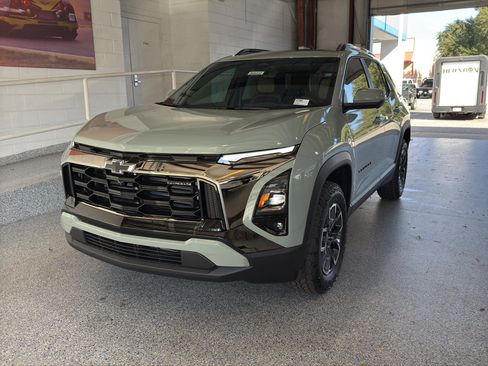New 2026 Chevrolet Equinox ACTIV image 3