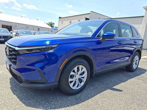Used 2024 Honda CR-V LX image 3
