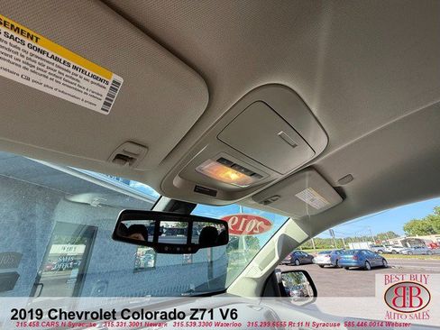 Used 2019 Chevrolet Colorado Z71 AWD/4WD image 23
