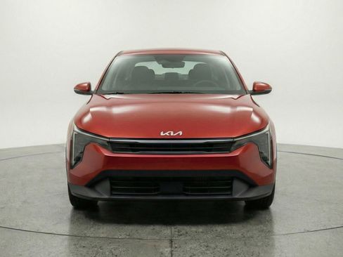 Used 2025 Kia K4 LXS image 2