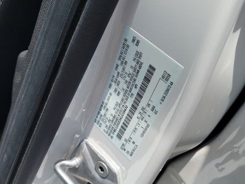 Used 2019 Ford Escape SE FWD image 32