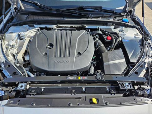 Used 2024 Volvo S60 B5 Core FWD image 15