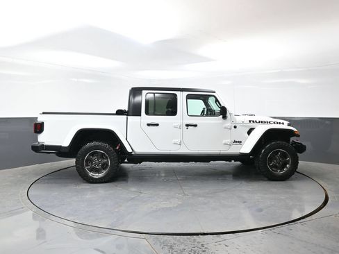 Used 2020 Jeep Gladiator Rubicon w/ Cold Weather Group AWD/4WD image 4