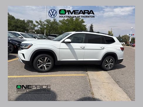 Used 2023 Volkswagen Atlas SE AWD/4WD image 1