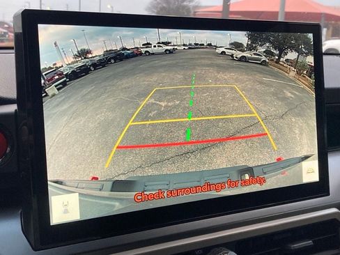 Certified 2025 Toyota Tacoma TRD Off-Road image 21