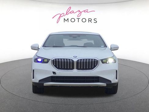 Certified 2026 BMW 530i xDrive w/ Convenience Package AWD/4WD image 2