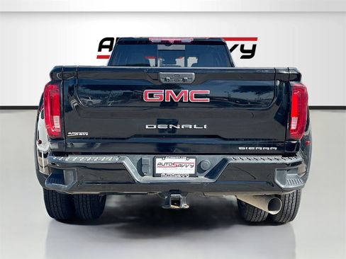 Used 2022 GMC Sierra 3500 Denali image 6