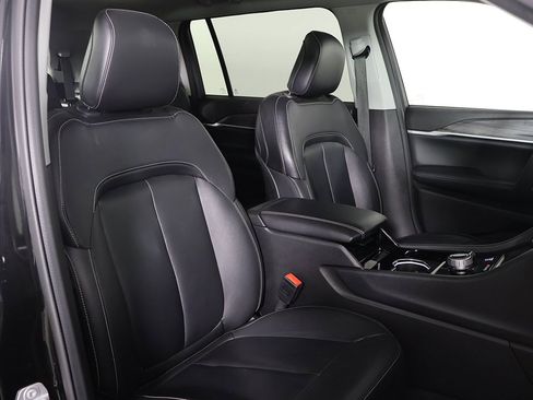 Used 2023 Jeep Grand Cherokee L Limited image 31