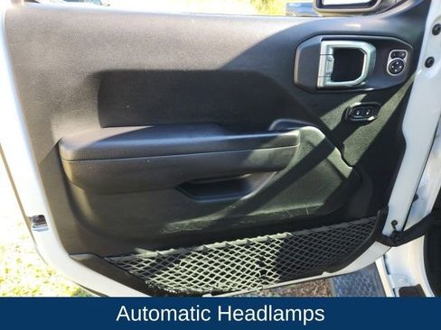 Used 2018 Jeep Wrangler Sport image 27