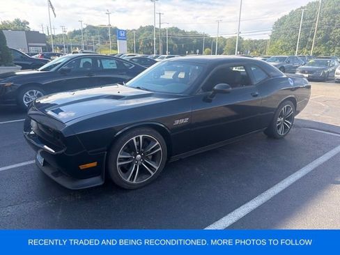 Used 2013 Dodge Challenger SRT8 Core RWD image 2