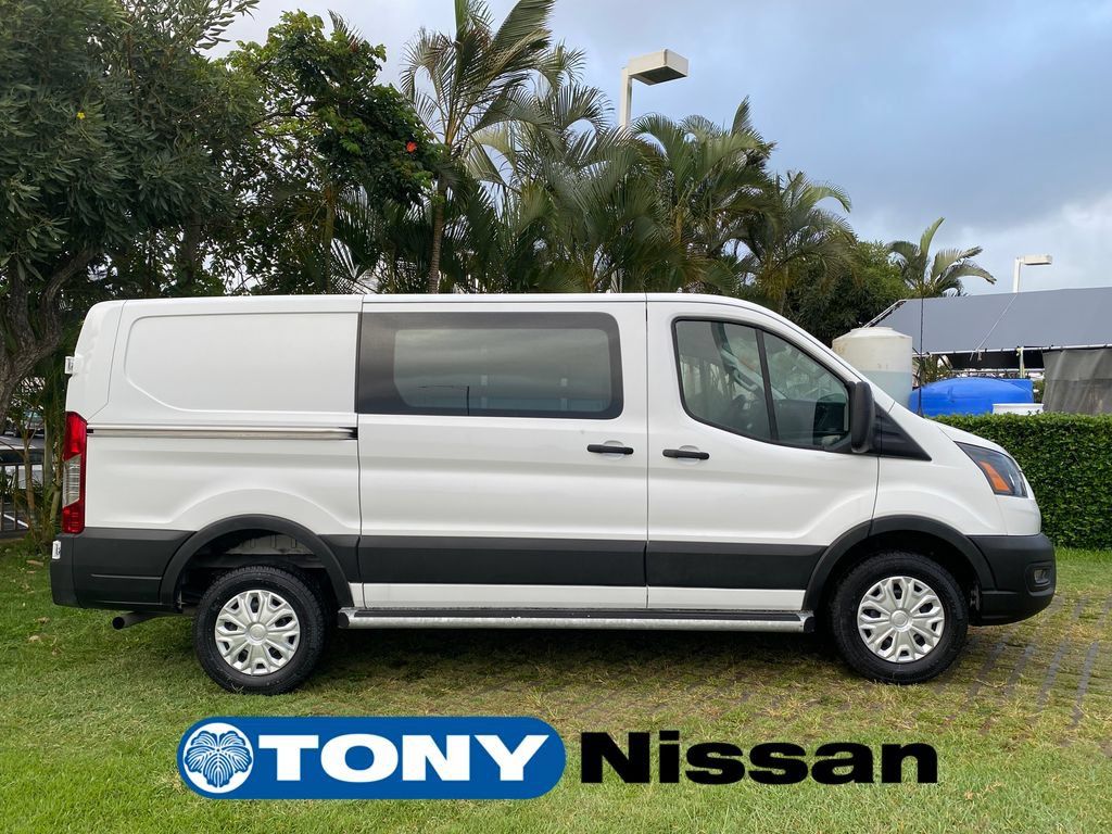 Used 2025 Ford Transit 250 Low Roof w/ Exterior Upgrade Package RWD image 8