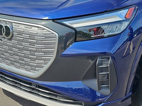 Used 2023 Audi Q4 e-tron Premium Plus w/ Premium Plus image 32