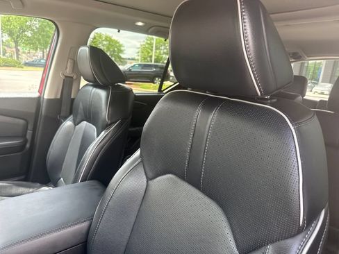Certified 2023 Honda Pilot Elite image 13