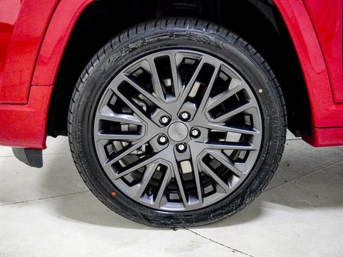 Used 2023 Jeep Compass High Altitude AWD/4WD image 13