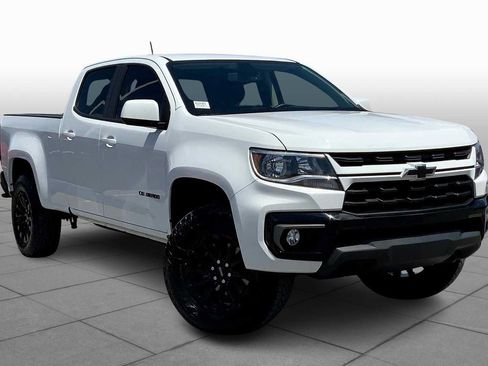 Used 2022 Chevrolet Colorado LT w/ LT Convenience Package AWD/4WD image 3