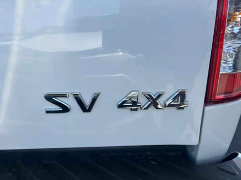 Used 2017 Nissan Frontier SV AWD/4WD image 10