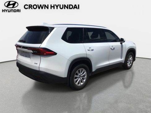 Used 2024 Toyota Grand Highlander AWD Hybrid image 4