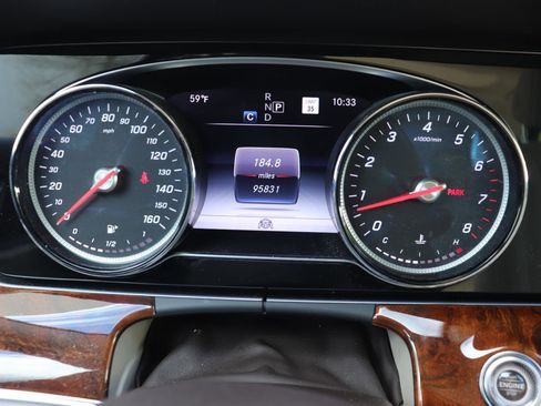 Used 2018 Mercedes-Benz E 300 image 26