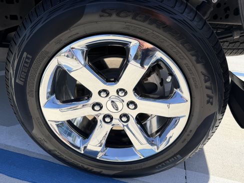 Used 2021 Ford F150 Lariat w/ Max Trailer Tow Package image 36