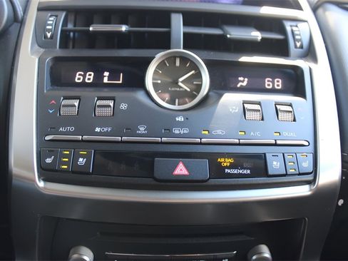 Used 2018 Lexus NX 300 FWD image 23