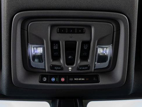 Used 2021 Chevrolet Silverado 1500 LT Trail Boss w/ Convenience Package II image 27