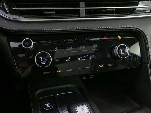 Used 2023 INFINITI QX60 Pure image 27