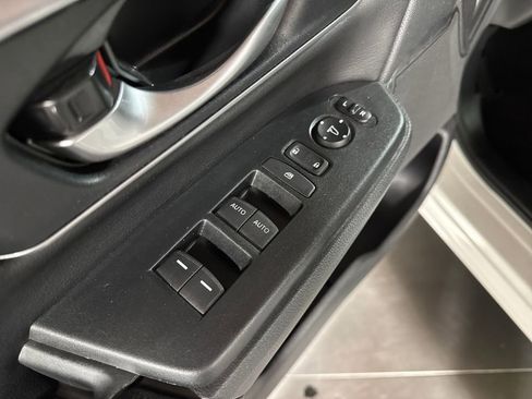 Used 2018 Honda CR-V EX image 26