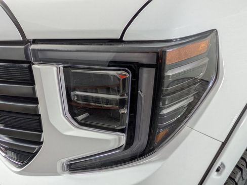 New 2026 GMC Sierra 1500 AT4 w/ AT4 Premium Package AWD/4WD image 13