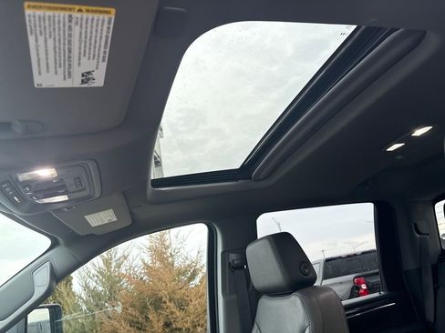 Used 2024 Chevrolet Silverado 3500 LTZ w/ LTZ Plus Package image 26