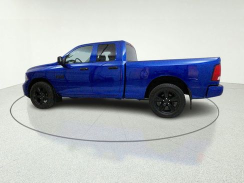 Used 2018 RAM 1500 Express w/ Express Value Package AWD/4WD image 5