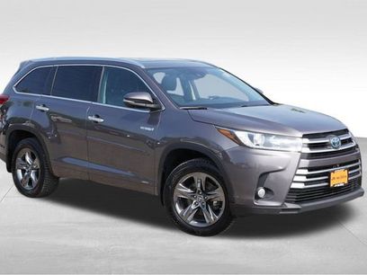 Used 2017 Toyota Highlander Limited